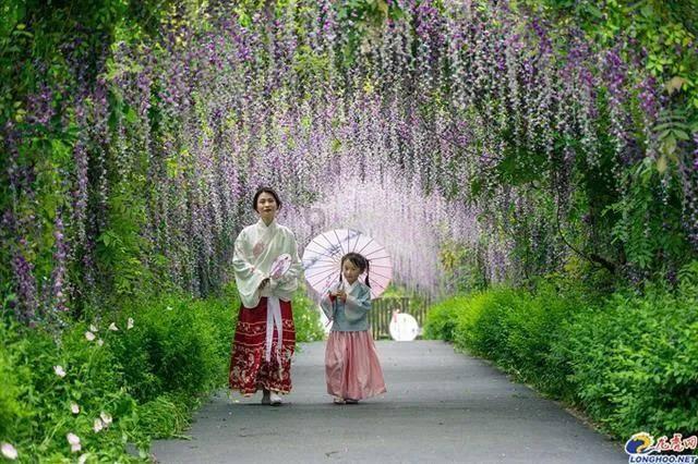 层层恐惧